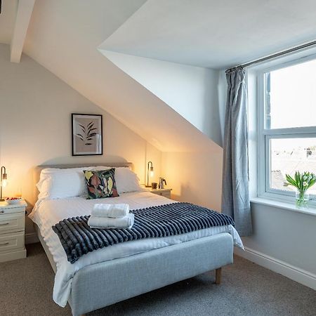 Stunning 5 Bedroom 5 En-Suite Victorian House In Harrogate Exterior foto